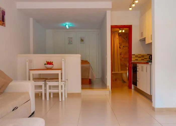 Апартаменты Americas Camison With Pool And Patio 10 By Tenerife365