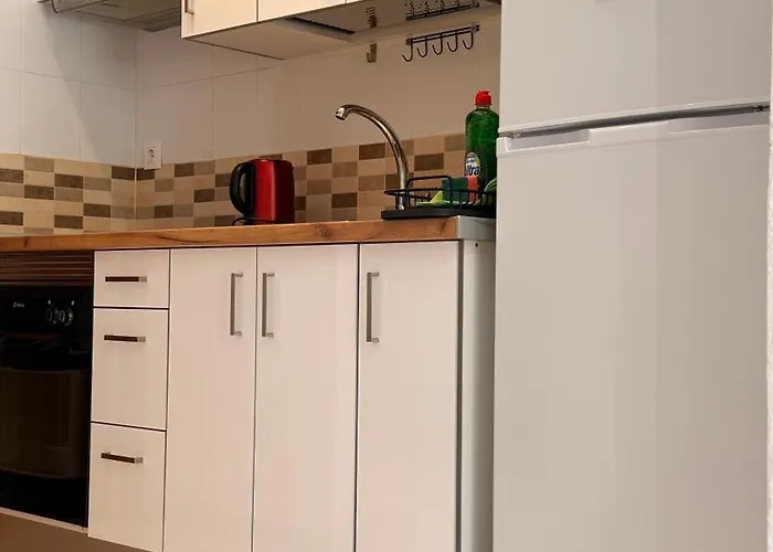 Americas Camison With Pool And Patio 10 By Tenerife365 * Плая-де-лас-Америкас