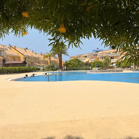 Americas Pool & Private Patio 10